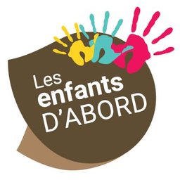 LES ENFANTS D'ABORD 